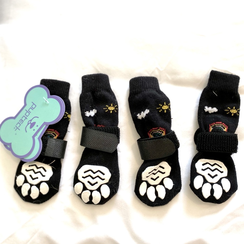 NWT Dog socks with grips and Velcro sz S 4 pack